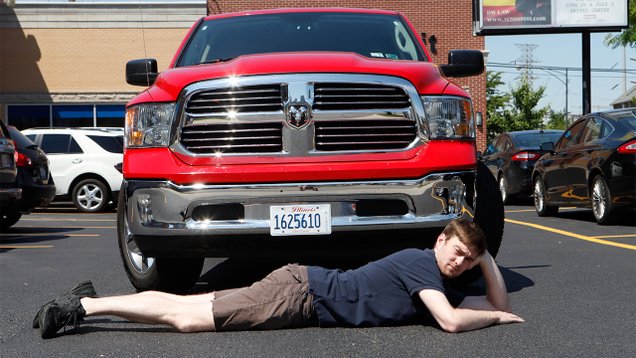 Illustration for article titled A Bunch Of Pictures That Brian Made Me Take Of His Truck